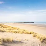 Beachfront Comfort *