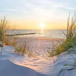 Beachfront Comfort *